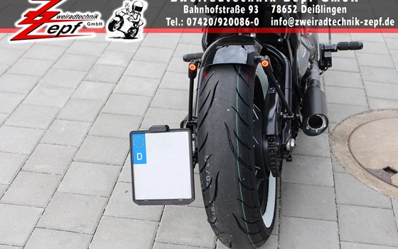 Umgebautes Motorrad Triumph Bonneville Bobber von Zweiradtechnik Zepf GmbH - Bild 6 Umgebautes Motorrad Triumph Bonneville Bobber von Zweiradtechnik Zepf GmbH - Bild 6