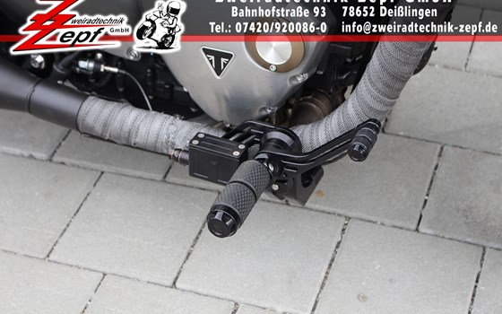 Umgebautes Motorrad Triumph Bonneville Bobber von Zweiradtechnik Zepf GmbH - Bild 11 Umgebautes Motorrad Triumph Bonneville Bobber von Zweiradtechnik Zepf GmbH - Bild 11