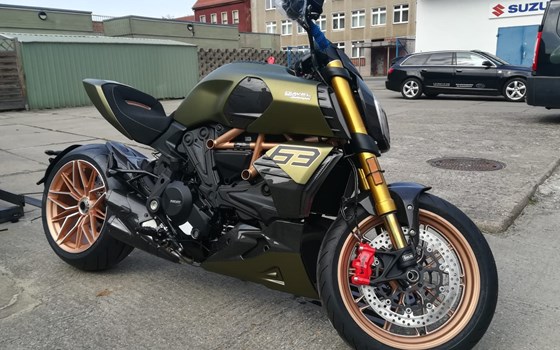 Umgebautes Motorrad Ducati Diavel 1260 Lamborghini von Motorradhaus Steinbach GmbH - Bild 6 Umgebautes Motorrad Ducati Diavel 1260 Lamborghini von Motorradhaus Steinbach GmbH - Bild 6