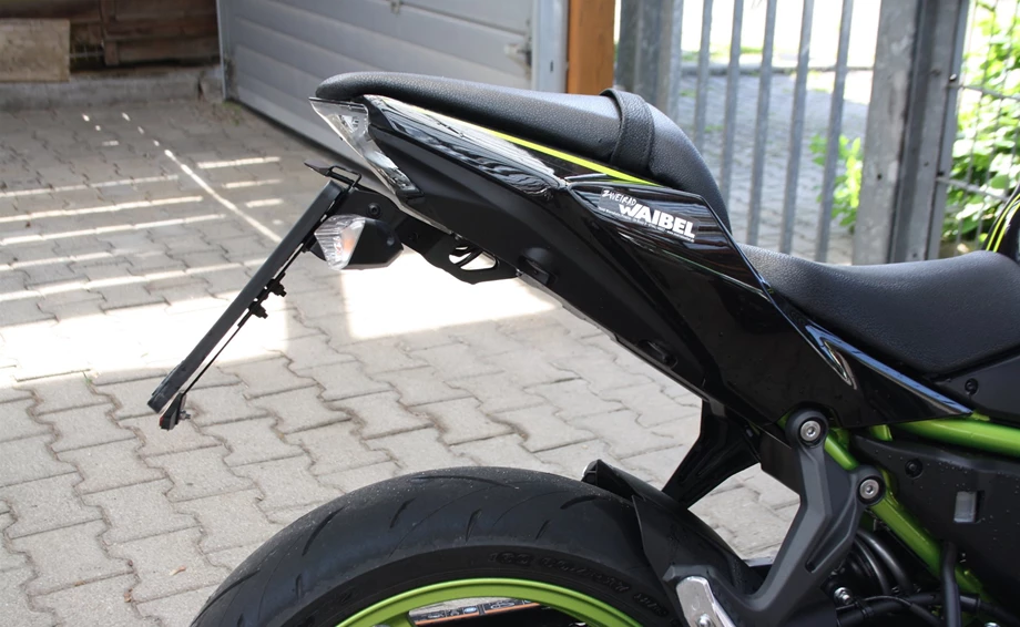 Umbgebautes Motorrad Kawasaki Z650 Bild 1: Umbgebautes Motorrad Kawasaki Z650