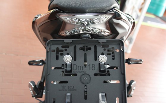 Umgebautes Motorrad Kawasaki Z650 von Zweirad Waibel GmbH & Co. KG - Bild 4 Umgebautes Motorrad Kawasaki Z650 von Zweirad Waibel GmbH & Co. KG - Bild 4