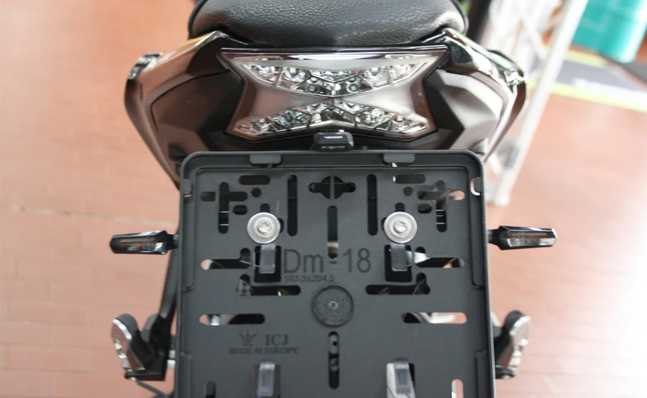 Umbgebautes Motorrad Kawasaki Z650 Bild 4: Umbgebautes Motorrad Kawasaki Z650