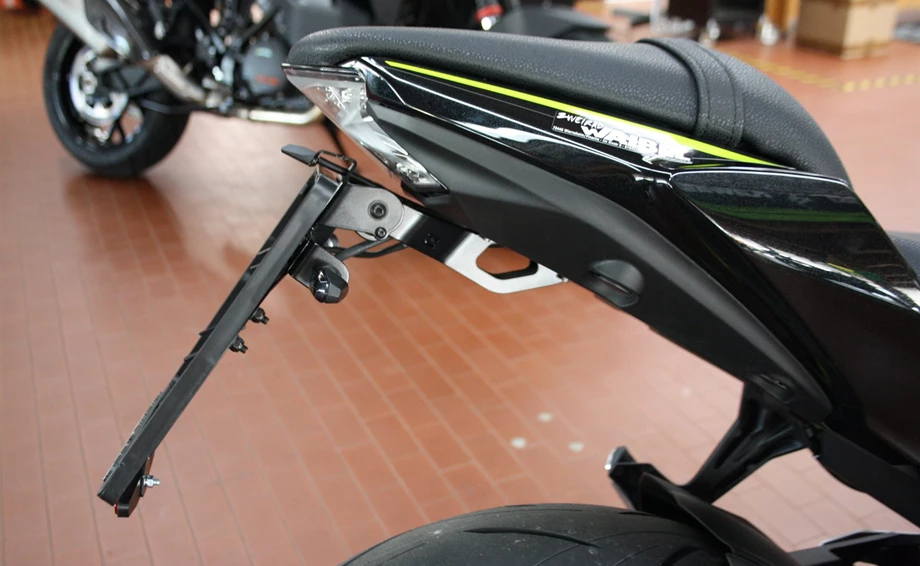 Umbgebautes Motorrad Kawasaki Z650 Bild 7: Umbgebautes Motorrad Kawasaki Z650