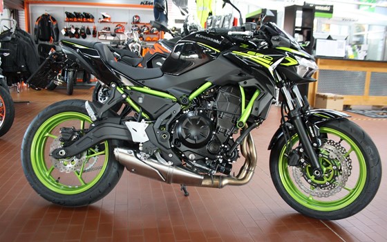 Umgebautes Motorrad Kawasaki Z650 von Zweirad Waibel GmbH & Co. KG - Bild 9 Umgebautes Motorrad Kawasaki Z650 von Zweirad Waibel GmbH & Co. KG - Bild 9
