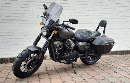 Hyosung GV 125 S Aquila Custom Bike