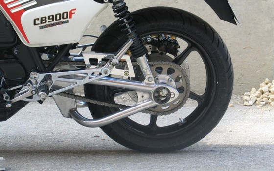 Umgebautes Motorrad Honda CB 900 F1 Bol d'or von Krüger & Junginger GmbH - Bild 2