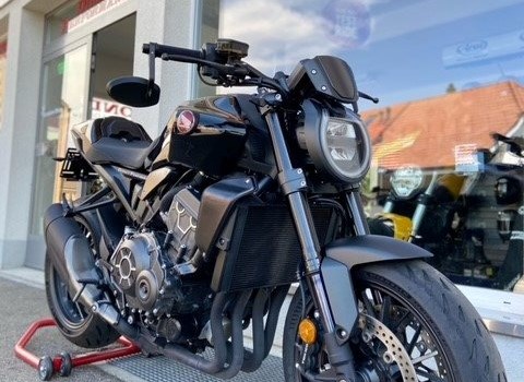 Umgebautes Motorrad Honda CB 1000 R von Direct Performance - Bild 2