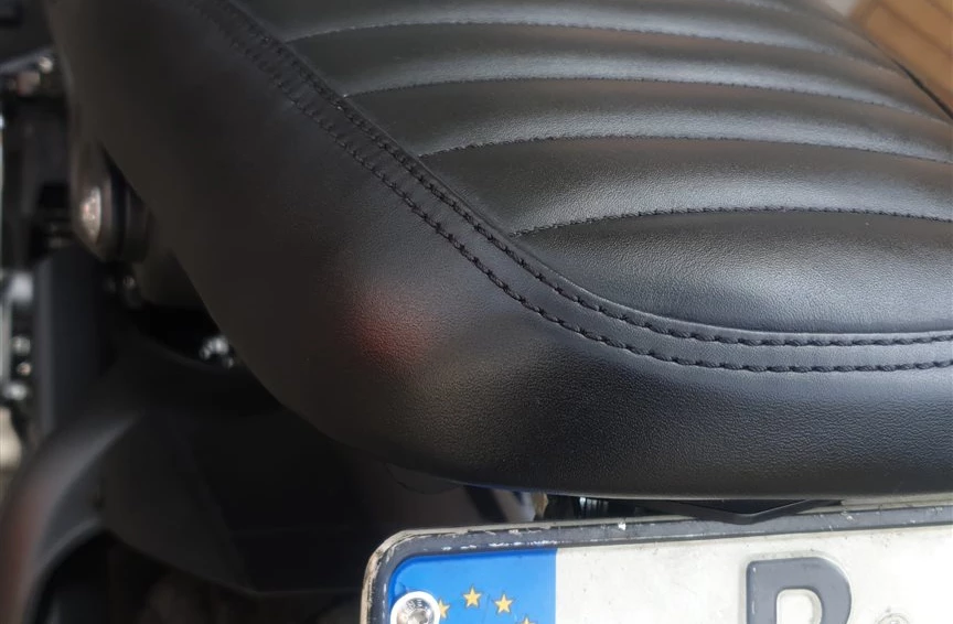 Umbgebautes Motorrad Yamaha XSR900 Bild 4: Umbgebautes Motorrad Yamaha XSR900