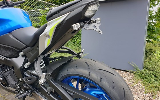 Umgebautes Motorrad Suzuki GSX-S1000 von Motorradtechnik Kranz GmbH - Bild 1 Umgebautes Motorrad Suzuki GSX-S1000 von Motorradtechnik Kranz GmbH - Bild 1