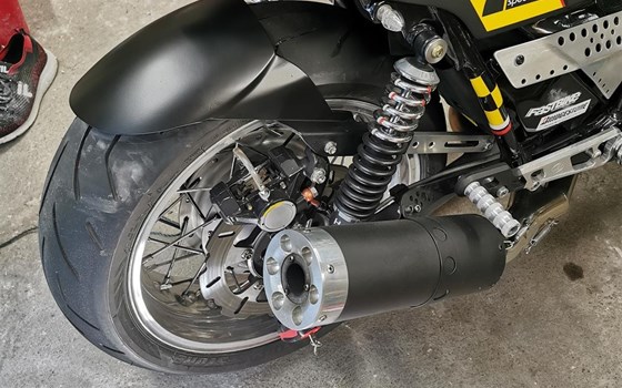 Umgebautes Motorrad Yamaha V-Max VMX 1200 von user1215425 - Bild 7 Umgebautes Motorrad Yamaha V-Max VMX 1200 von user1215425 - Bild 7