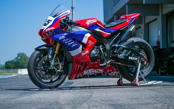 Umgebautes Motorrad Honda CBR1000RR-R Fireblade von Kevin Auer Bike Performance GmbH - Bild 1 Umgebautes Motorrad Honda CBR1000RR-R Fireblade von Kevin Auer Bike Performance GmbH - Bild 1