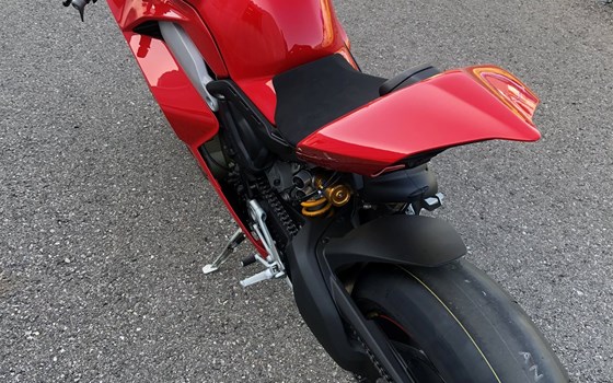 Umgebautes Motorrad Ducati Panigale V4 S von Berni´s Biker Bude - Bild 6 Umgebautes Motorrad Ducati Panigale V4 S von Berni´s Biker Bude - Bild 6