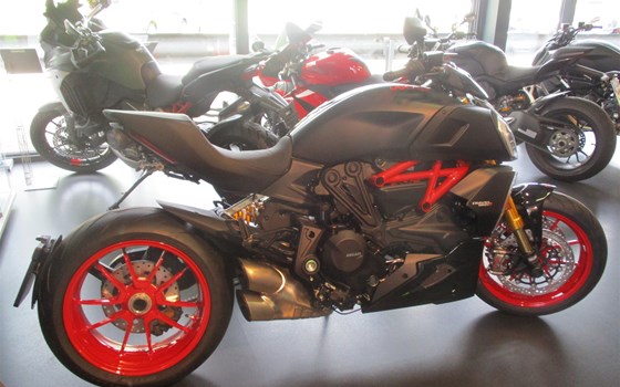 Umgebautes Motorrad Ducati Diavel 1260 S von Team Wahlers GmbH - Bild 4