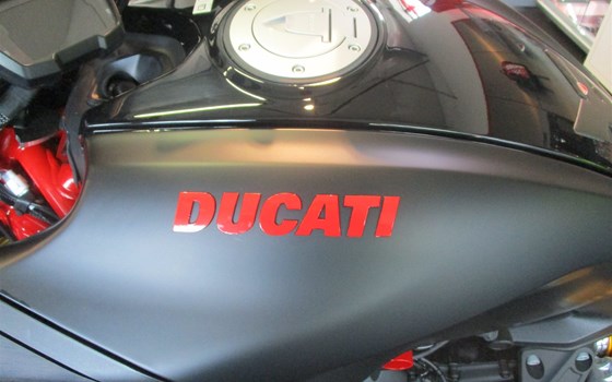 Umgebautes Motorrad Ducati Diavel 1260 S von Team Wahlers GmbH - Bild 7