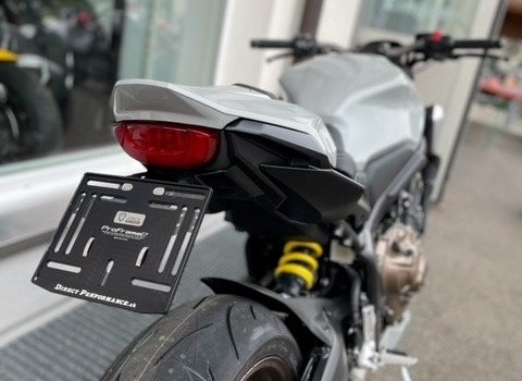 Umgebautes Motorrad Honda CB 650 von Direct Performance - Bild 5 Umgebautes Motorrad Honda CB 650 von Direct Performance - Bild 5