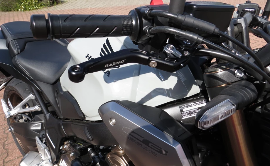 Umbgebautes Motorrad Honda CB650R Bild 6: Umbgebautes Motorrad Honda CB650R
