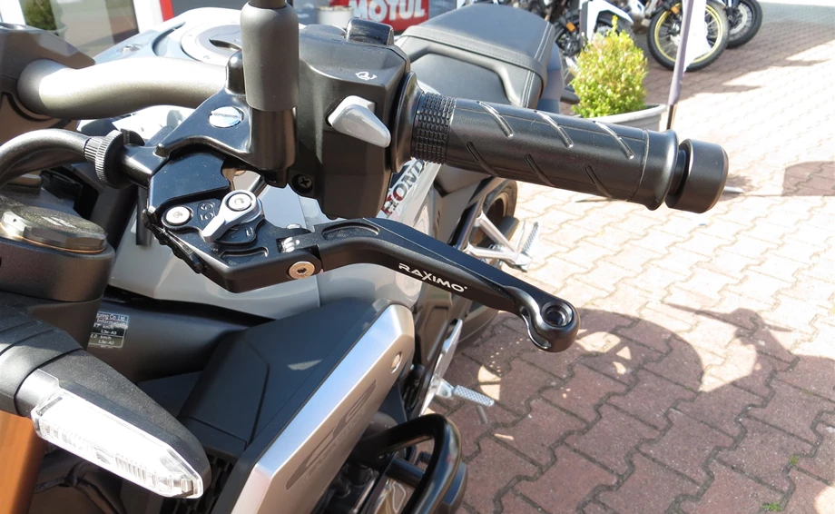Umbgebautes Motorrad Honda CB650R Bild 4: Umbgebautes Motorrad Honda CB650R