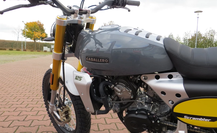 Umbgebautes Motorrad Fantic Caballero Scrambler 125 Bild 5: Umbgebautes Motorrad Fantic Caballero Scrambler 125