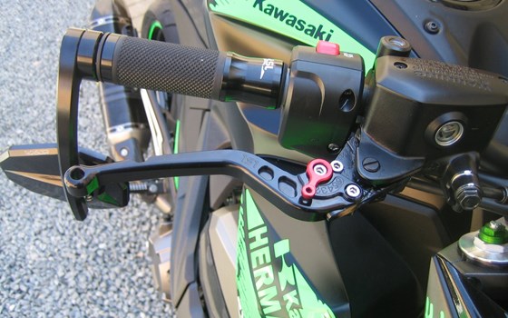 Umgebautes Motorrad Kawasaki Z 800 von Motorrad-Hermann-Jr. - Bild 4 Umgebautes Motorrad Kawasaki Z 800 von Motorrad-Hermann-Jr. - Bild 4