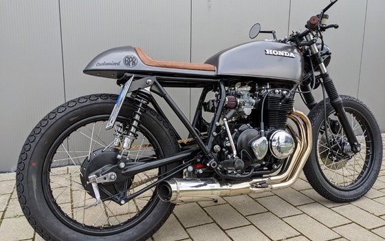 Umgebautes Motorrad Honda CB 400 F von BPR-Bikes e.K. - Bild 1 Umgebautes Motorrad Honda CB 400 F von BPR-Bikes e.K. - Bild 1