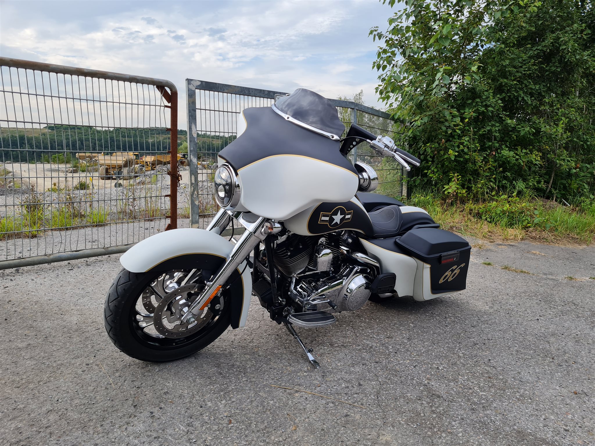 Umgebautes Motorrad Harley Davidson Street Glide Flhx Von X Trem Custombikes 1000ps De