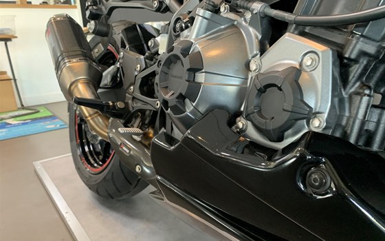 Umgebautes Motorrad Kawasaki Z900 von Altzschner GmbH - Bild 6 Umgebautes Motorrad Kawasaki Z900 von Altzschner GmbH - Bild 6