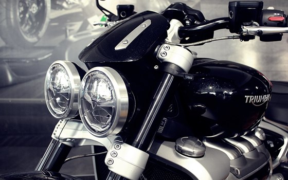Umgebautes Motorrad Triumph Rocket 3 R von Zweiradparadies Denk GmbH & Co. KG - Bild 4 Umgebautes Motorrad Triumph Rocket 3 R von Zweiradparadies Denk GmbH & Co. KG - Bild 4