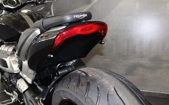 Umgebautes Motorrad Triumph Rocket 3 R von Zweiradparadies Denk GmbH & Co. KG - Bild 5 Umgebautes Motorrad Triumph Rocket 3 R von Zweiradparadies Denk GmbH & Co. KG - Bild 5