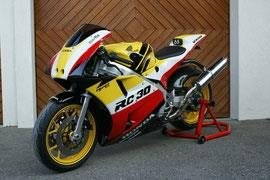Honda VFR 750 R Custom Bike Honda VFR 750 R Custom Bike