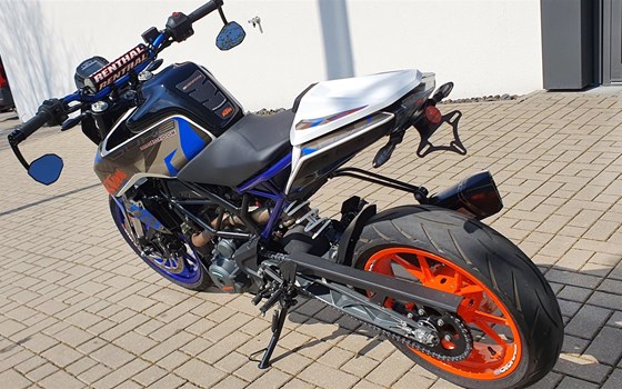 Umgebautes Motorrad KTM 390 Duke von motoroox GmbH - Bild 8