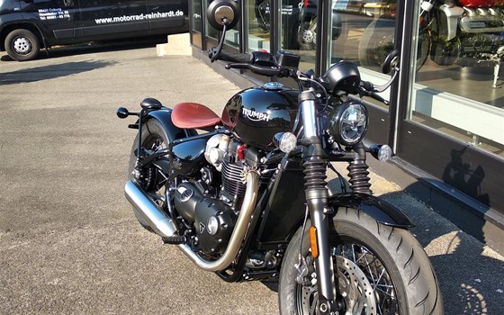 Umgebautes Motorrad Triumph Bonneville Bobber von Motorrad Reinhardt GmbH - Bild 3 Umgebautes Motorrad Triumph Bonneville Bobber von Motorrad Reinhardt GmbH - Bild 3