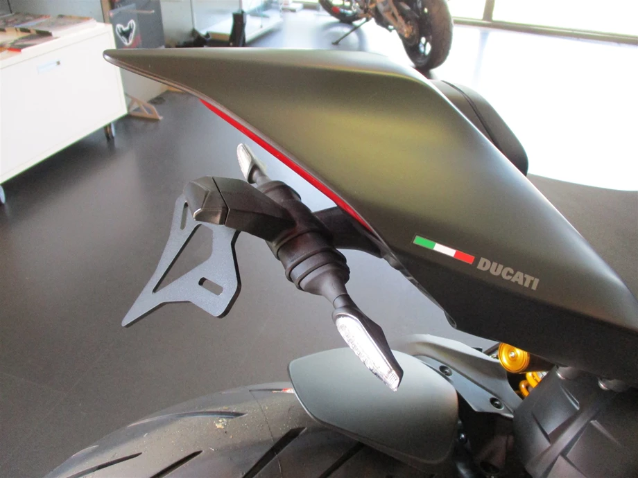 Umbgebautes Motorrad Ducati Streetfighter V4 S Bild 4: Umbgebautes Motorrad Ducati Streetfighter V4 S