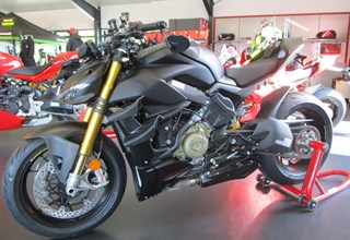 Ducati Streetfighter V4 S