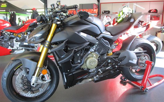 Umgebautes Motorrad Ducati Streetfighter V4 S von Team Wahlers GmbH - Bild 1