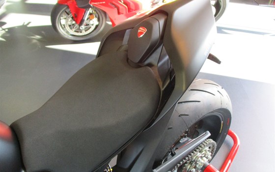 Umgebautes Motorrad Ducati Streetfighter V4 S von Team Wahlers GmbH - Bild 5