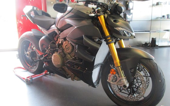 Umgebautes Motorrad Ducati Streetfighter V4 S von Team Wahlers GmbH - Bild 2