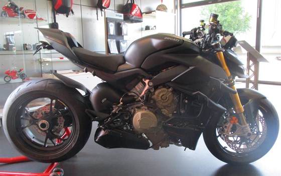 Umgebautes Motorrad Ducati Streetfighter V4 S von Team Wahlers GmbH - Bild 3