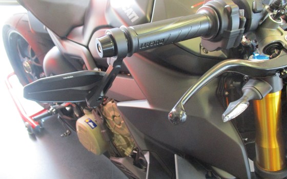 Umgebautes Motorrad Ducati Streetfighter V4 S von Team Wahlers GmbH - Bild 8