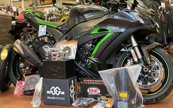 Umgebautes Motorrad Kawasaki Ninja ZX-10R SE von Rolf Berentelg GmbH & Co.KG - Bild 6 Umgebautes Motorrad Kawasaki Ninja ZX-10R SE von Rolf Berentelg GmbH & Co.KG - Bild 6