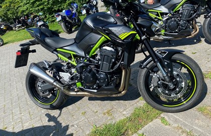 Kawasaki Z900 Custom Bike