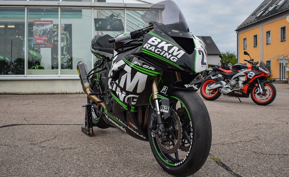 Umbgebautes Motorrad Kawasaki Ninja ZX-6RR Bild 8: Umbgebautes Motorrad Kawasaki Ninja ZX-6RR