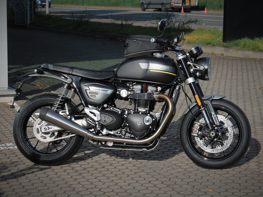Umbgebautes Motorrad Triumph Speed Twin 1200 Bild 1: Umbgebautes Motorrad Triumph Speed Twin 1200