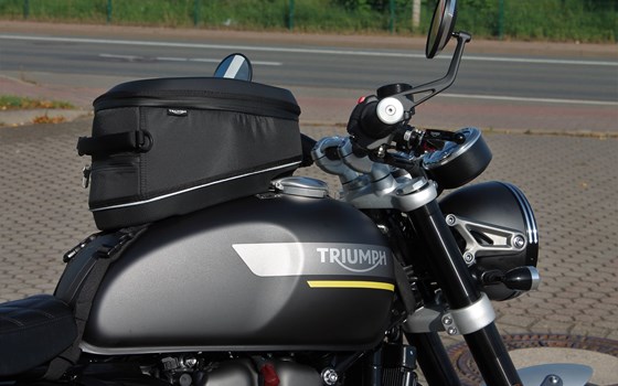 Umgebautes Motorrad Triumph Speed Twin 1200 von Stärker-Profil GmbH - Bild 10 Umgebautes Motorrad Triumph Speed Twin 1200 von Stärker-Profil GmbH - Bild 10