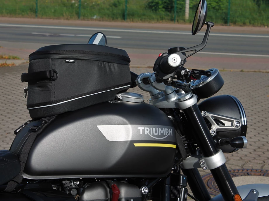 Umbgebautes Motorrad Triumph Speed Twin 1200 Bild 10: Umbgebautes Motorrad Triumph Speed Twin 1200