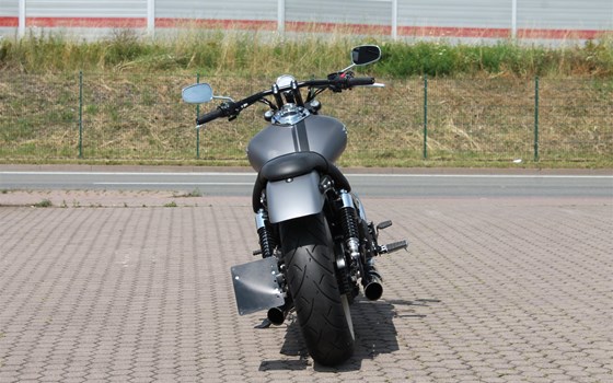 Umgebautes Motorrad Triumph Speedmaster von Stärker-Profil GmbH - Bild 15 Umgebautes Motorrad Triumph Speedmaster von Stärker-Profil GmbH - Bild 15