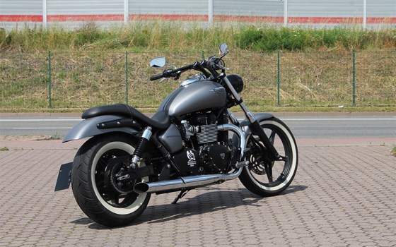 Umgebautes Motorrad Triumph Speedmaster von Stärker-Profil GmbH - Bild 18 Umgebautes Motorrad Triumph Speedmaster von Stärker-Profil GmbH - Bild 18