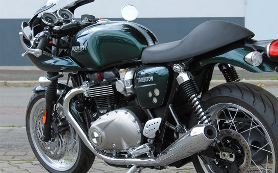 Umgebautes Motorrad Triumph Thruxton 1200 von Stärker-Profil GmbH - Bild 3 Umgebautes Motorrad Triumph Thruxton 1200 von Stärker-Profil GmbH - Bild 3