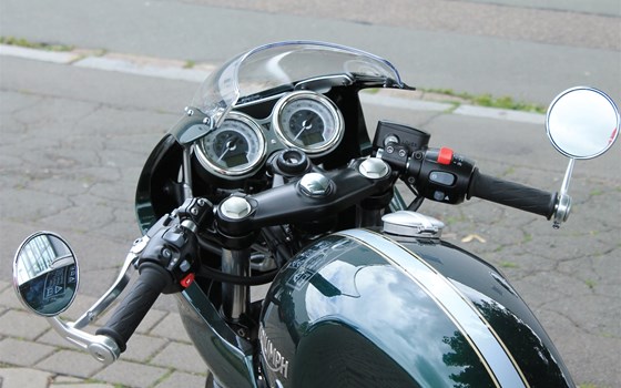 Umgebautes Motorrad Triumph Thruxton 1200 von Stärker-Profil GmbH - Bild 10 Umgebautes Motorrad Triumph Thruxton 1200 von Stärker-Profil GmbH - Bild 10