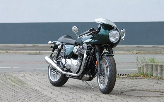 Umgebautes Motorrad Triumph Thruxton 1200 von Stärker-Profil GmbH - Bild 8 Umgebautes Motorrad Triumph Thruxton 1200 von Stärker-Profil GmbH - Bild 8