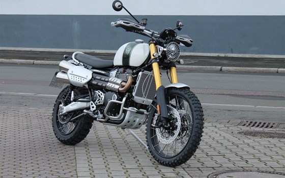 Umgebautes Motorrad Triumph Scrambler 1200 XE von Stärker-Profil GmbH - Bild 9 Umgebautes Motorrad Triumph Scrambler 1200 XE von Stärker-Profil GmbH - Bild 9